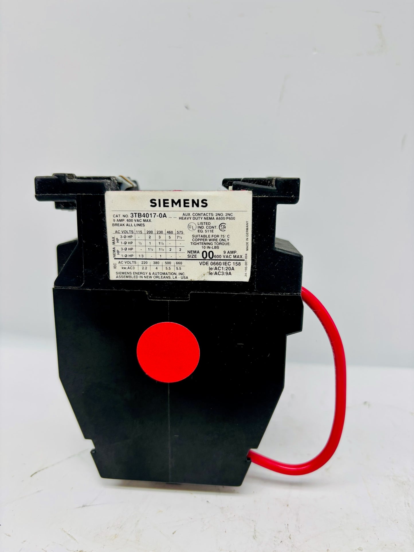 Siemens 3TB4017-0A three pole motor control contactor