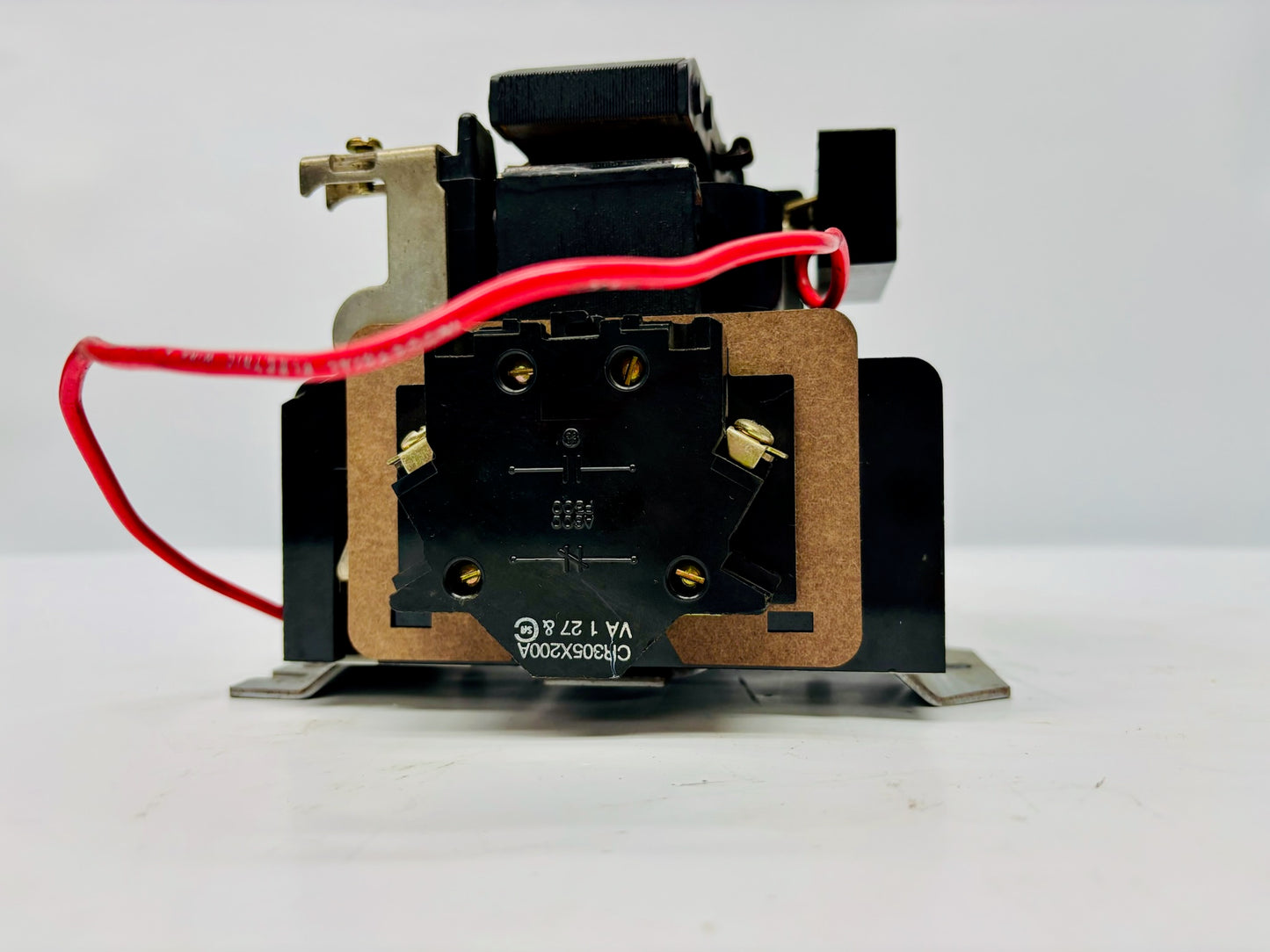 GE CR30500AADH Magnetic Motor Starter with CR305X146C Surge Suppressor