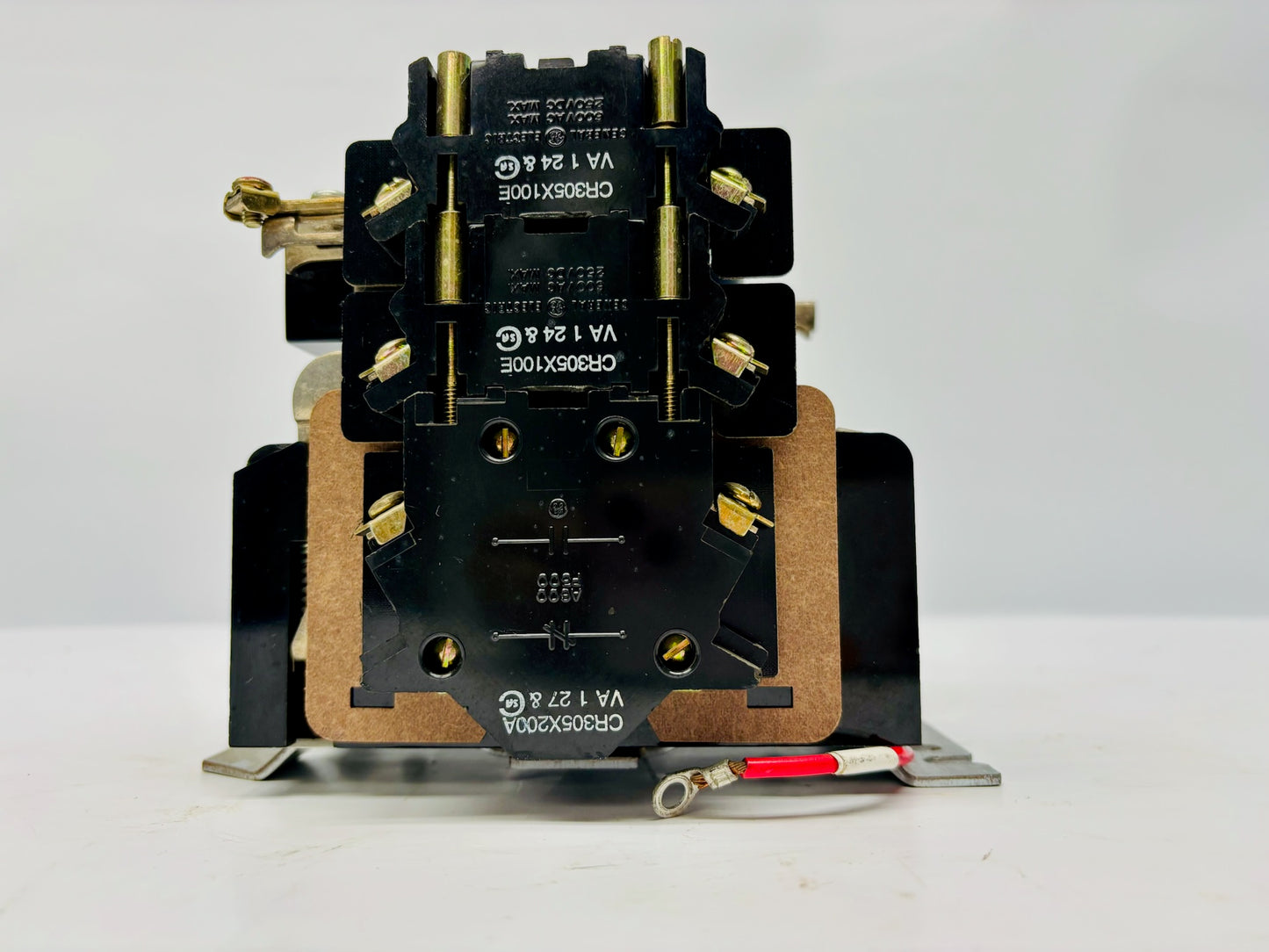 GE CR30500AADH Magnetic Motor Starter with CR305X146C Surge Suppressor