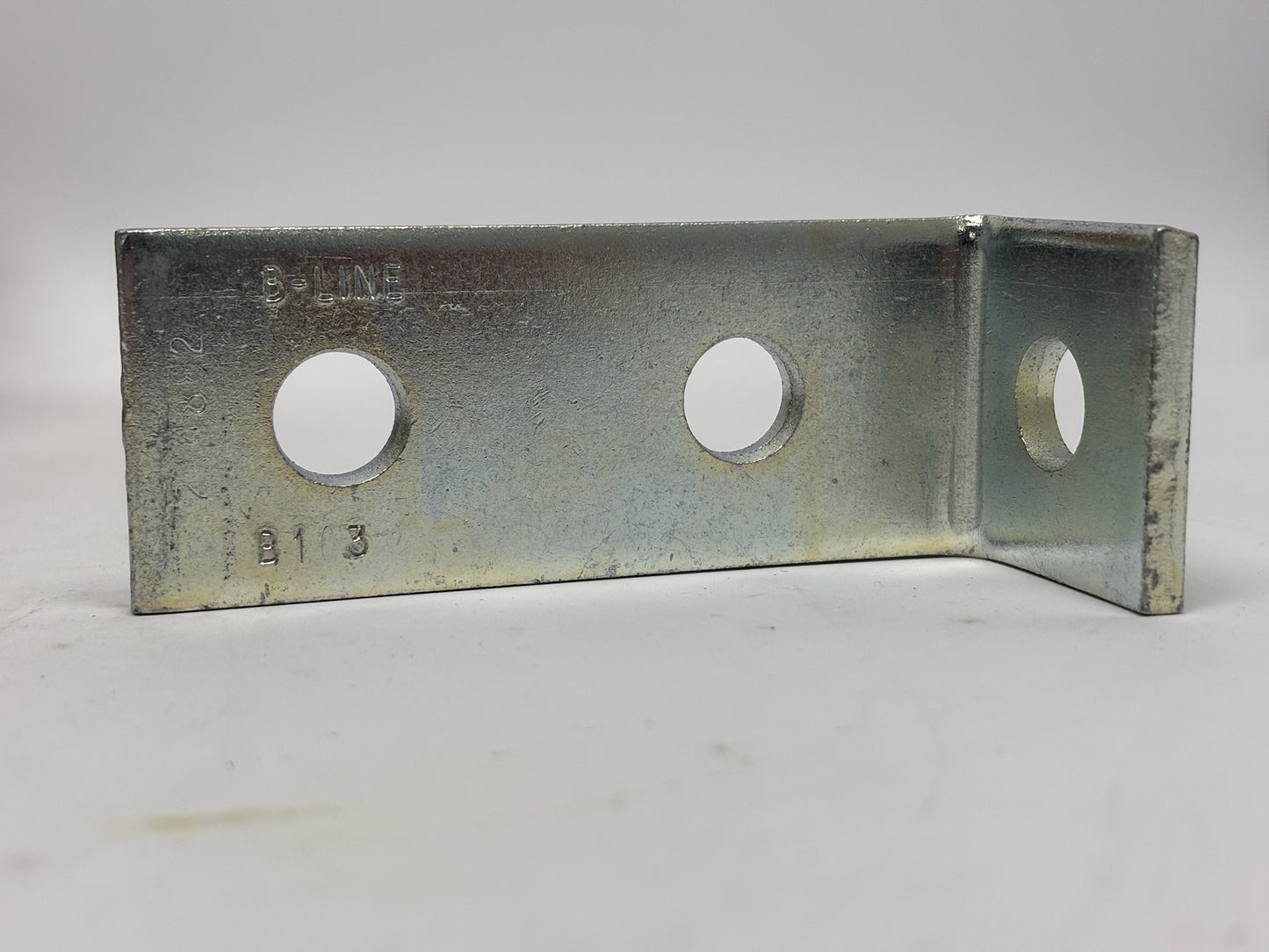17 PK Eaton B‑Line B103ZN 90° Corner Angle Brackets, Zinc‑Plated Steel