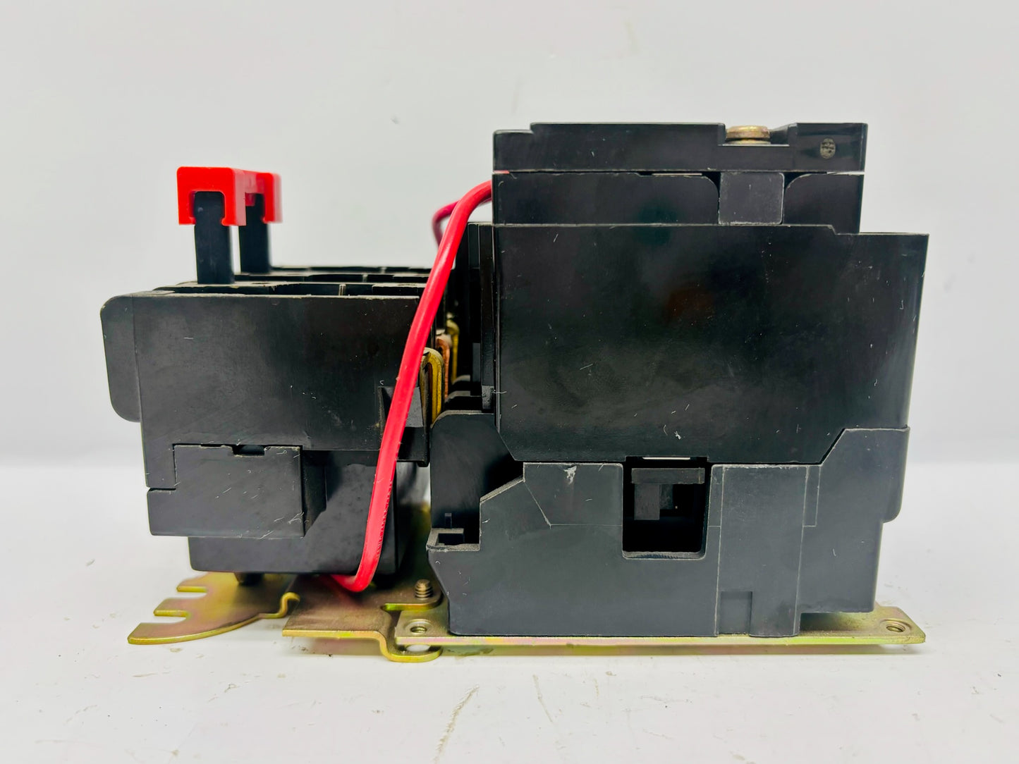 Square D 8536SAG12 NEMA Size 00 Magnetic Motor Starter