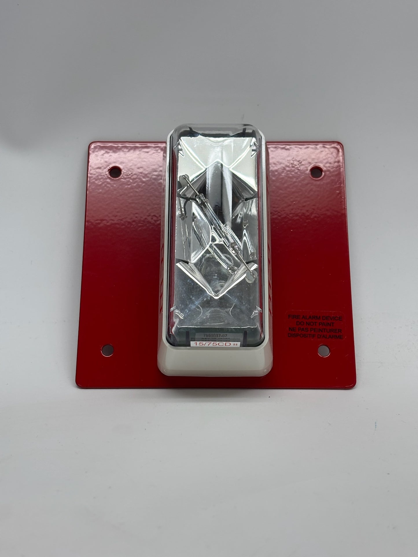 Edwards CS405-7A-T Weatherproof Strobe, 24VDC, 15/75 Cd, ADA Compliant
