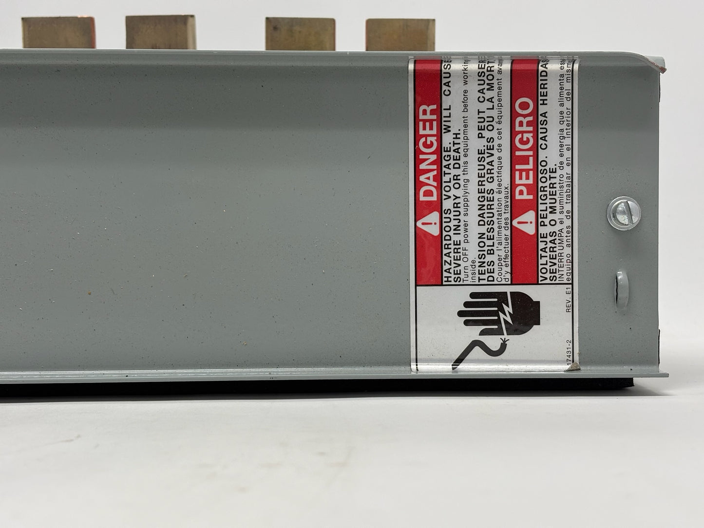 Eaton 3MMBSK 1200A Bussed Spacer for 1MP/1MM/3MM Meter Stacks, 4" Wire