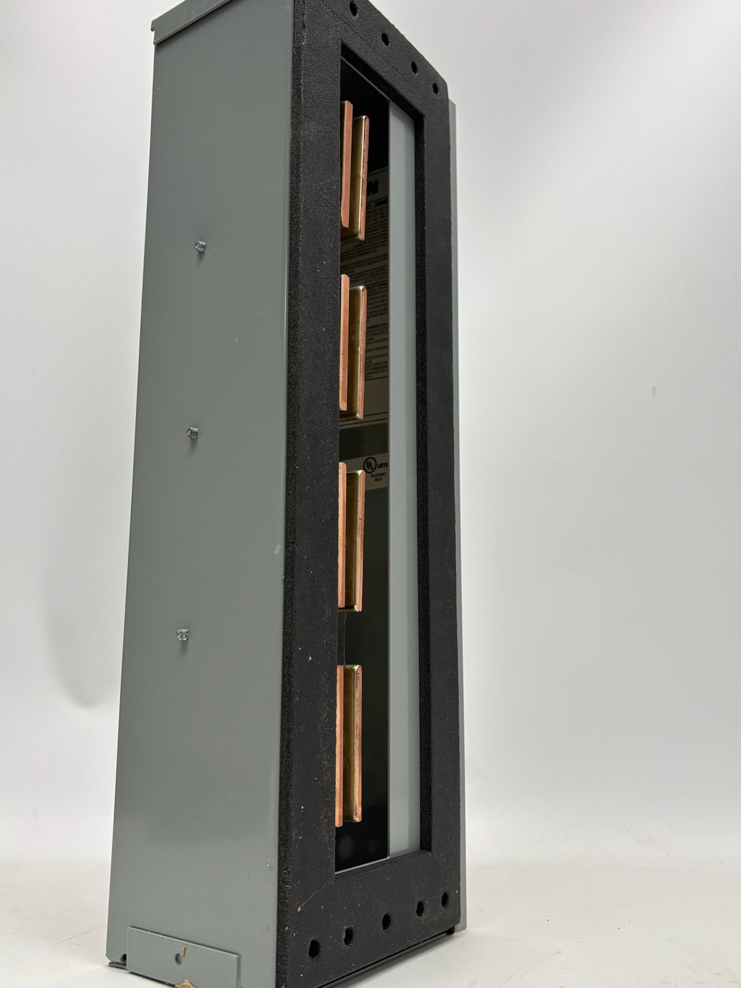 Eaton 3MMBSK 1200A Bussed Spacer for 1MP/1MM/3MM Meter Stacks, 4" Wire