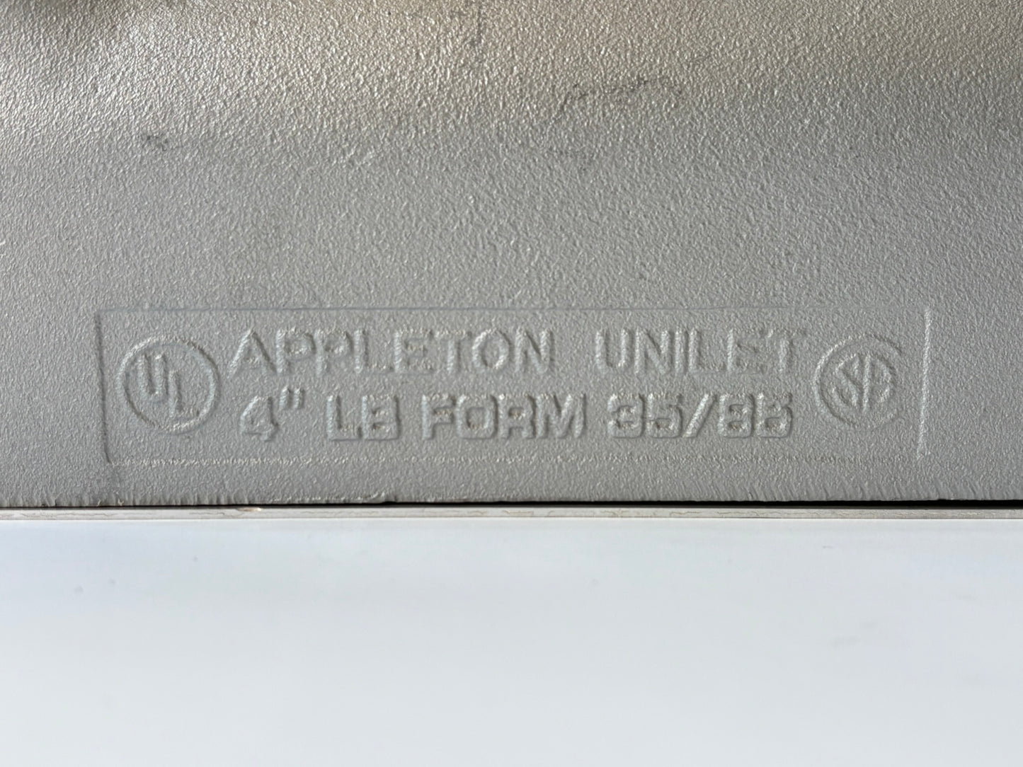 Appleton LB400-M 4" Conduit Body, Type LB, Form 35, Iron