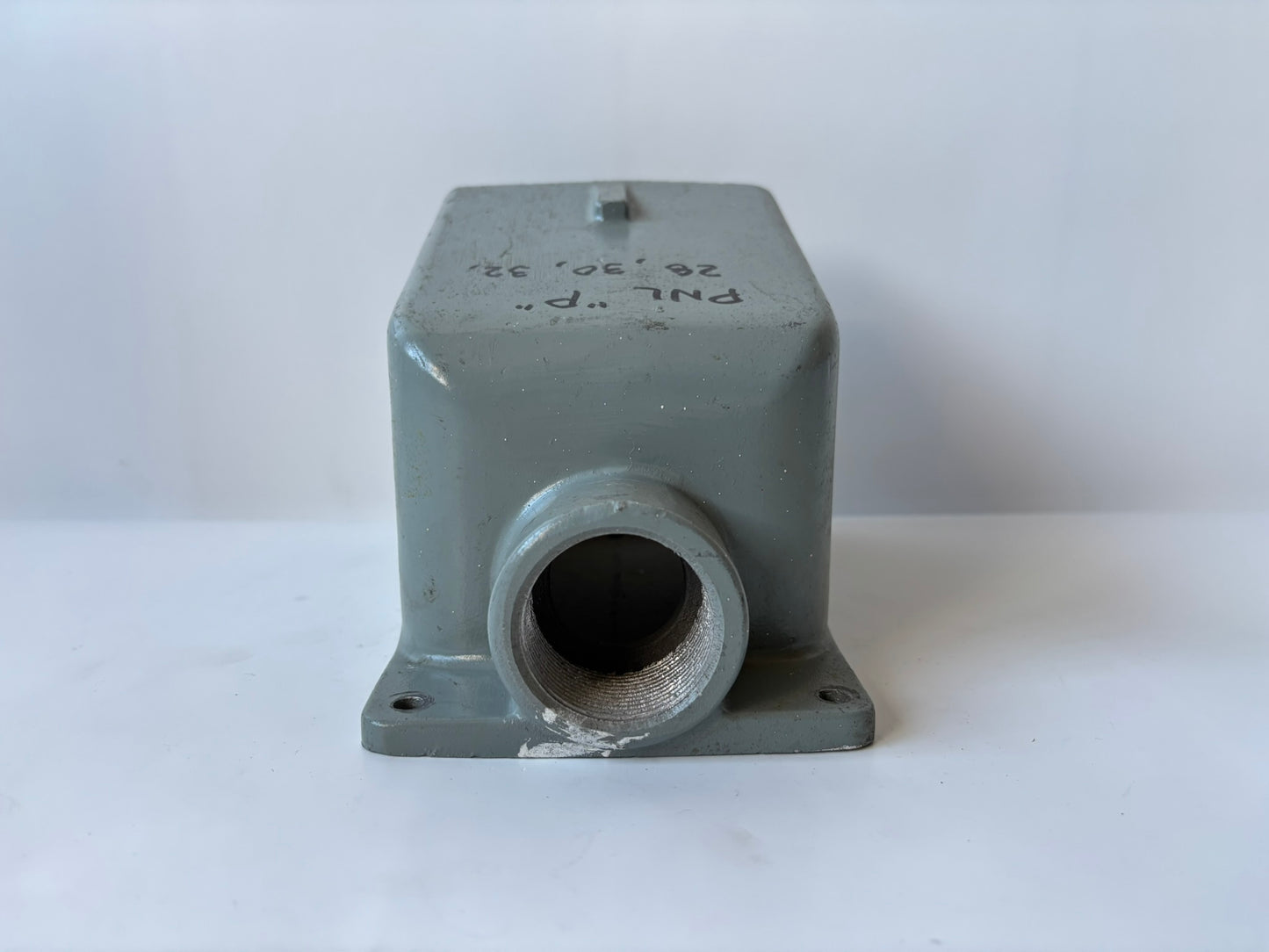 Appleton AJA100 Angle Adapter, 1" Hub, 15°, Aluminum, Powertite