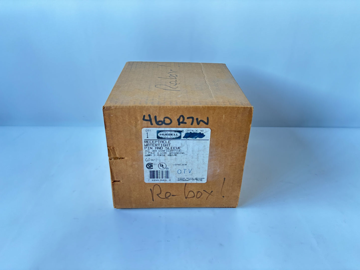 Hubbell HBL460R7W 60 A, 3‑Phase Delta, 480 V Watertight Receptacle