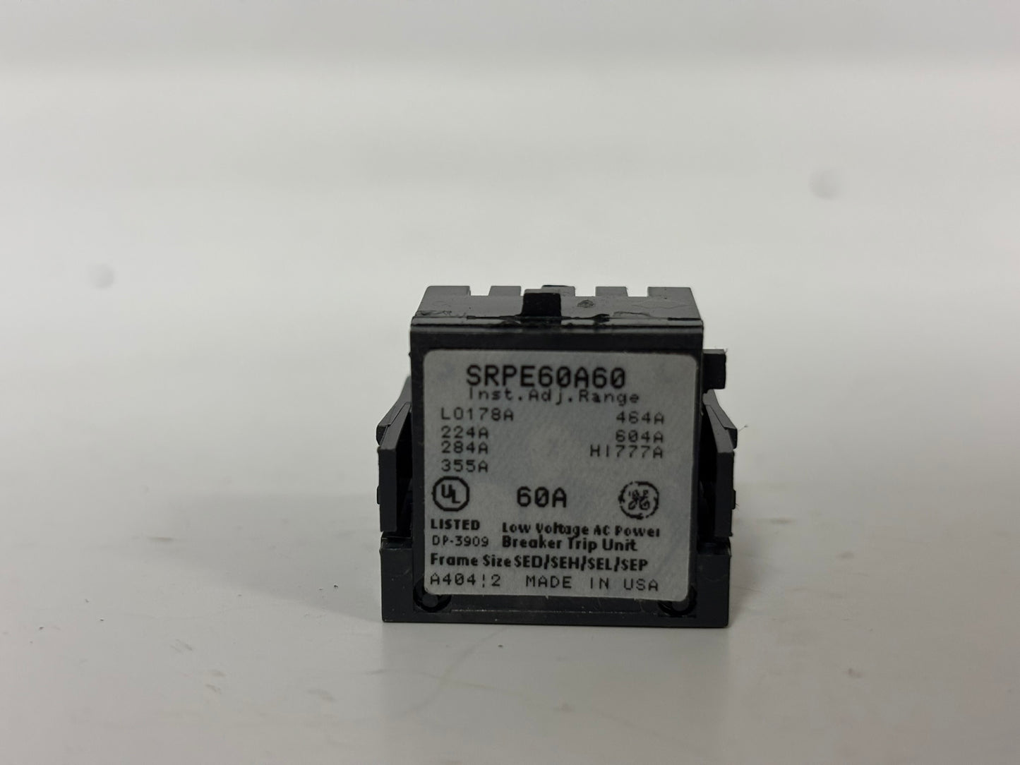 New Open Box GE Spectra SRPE60A60 Circuit Breaker Plugs - 60 AMP
