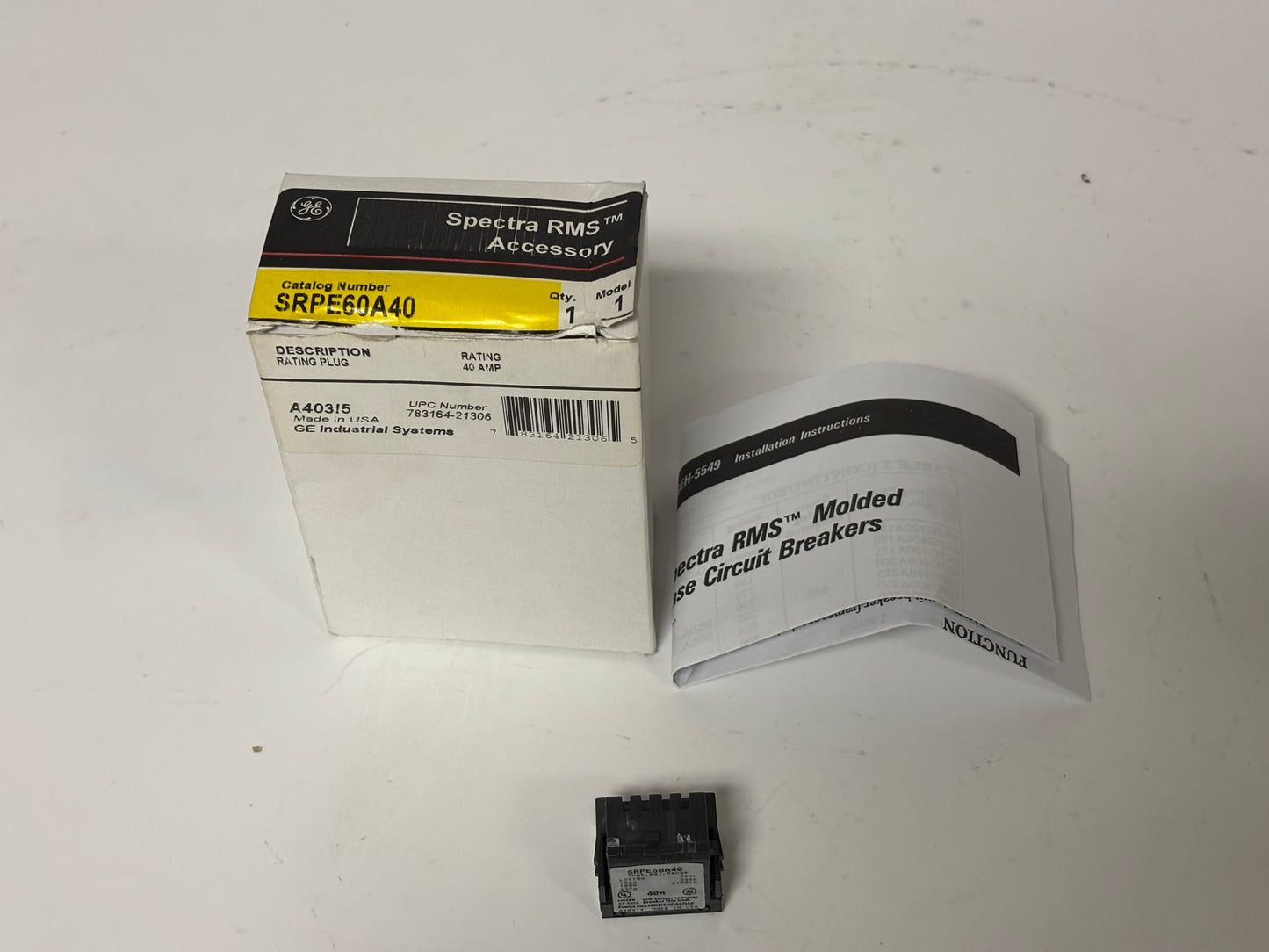 New Open Box GE RMS Spectra SRPE60A40 Circuit Breaker Plugs - 40 AMP