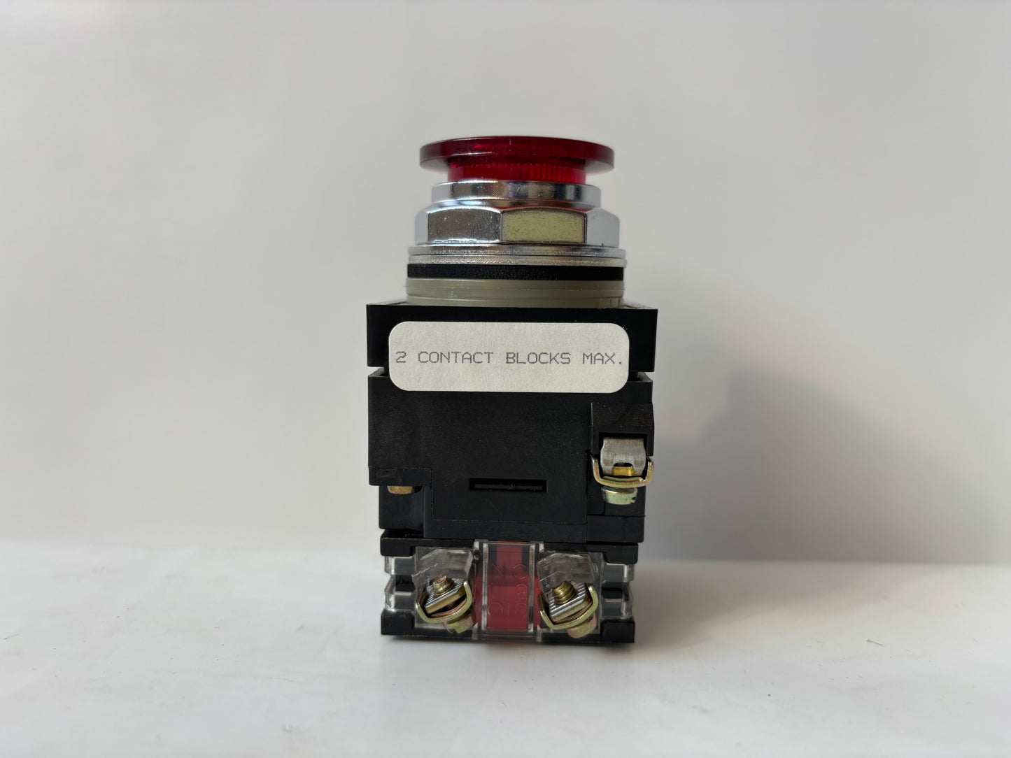 GE CR104PBL11R5C8 Illum Push Button Full 35mm Red Lens Mushroom Head