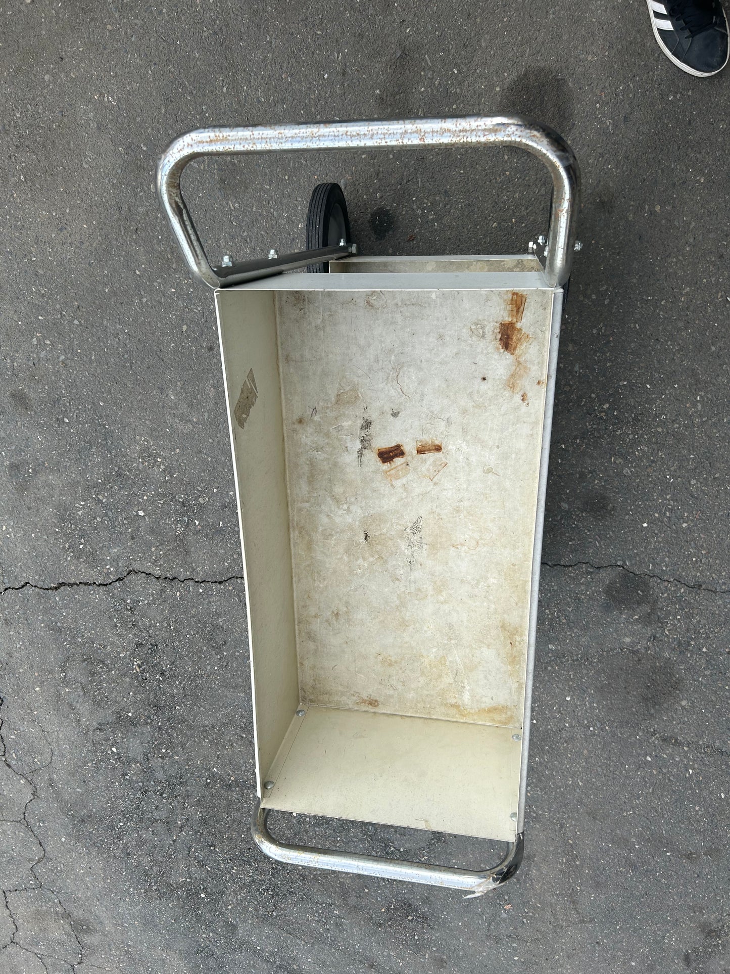 2-Shelf Steel Cart