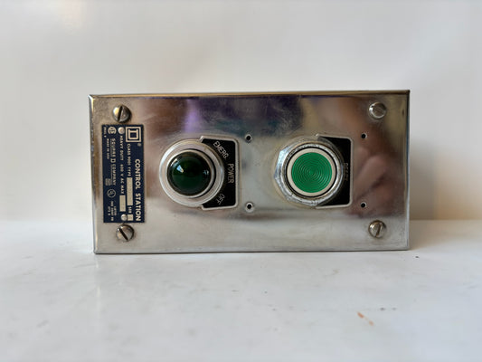 Square D KYC-2 Control Station Heavy Duty 600 V AC MAX DK