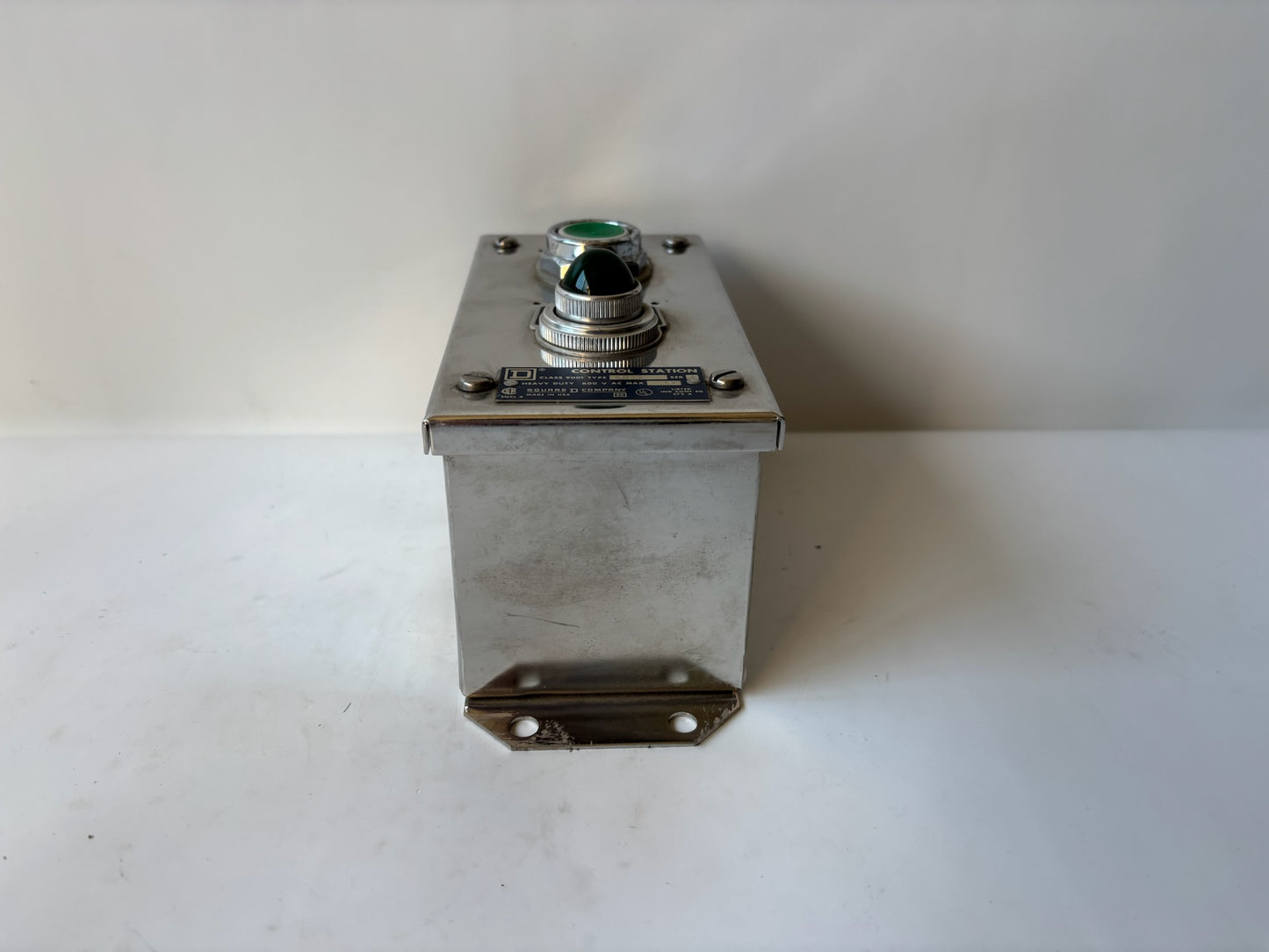 Square D KYC-2 Control Station Heavy Duty 600 V AC MAX DK