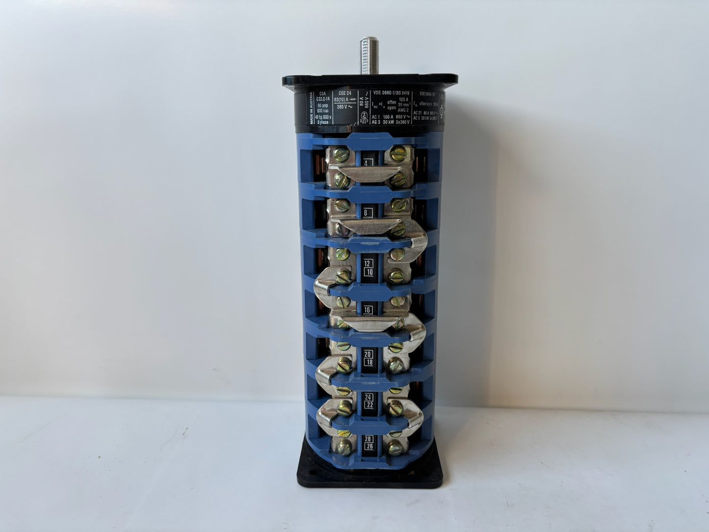 Kraus & Naimer C80-VDEO660-1/BS5419 80amp, 600 vac, 40hp, 600v 3 phase