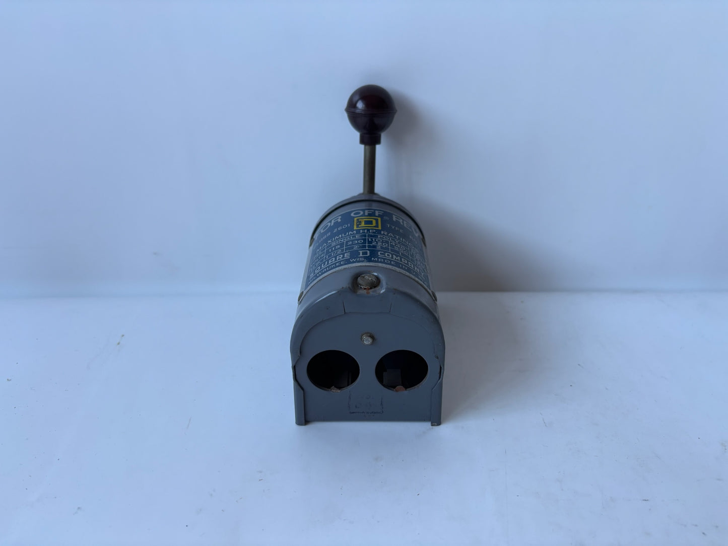 Square D CLASS-2601 Type AG-1 For Off Rev Maximum H.P. Ratings