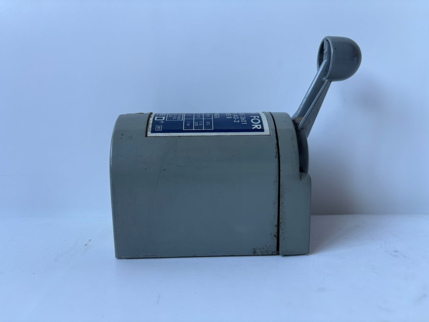 Square D Class-2601 Type AG-2 Series B Rev Off For H.P. Ratings