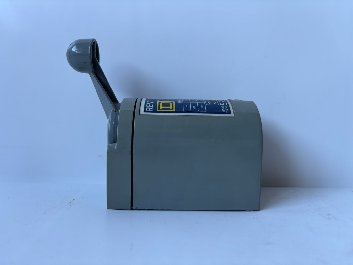 Square D Class-2601 Type AG-2 Series B Rev Off For H.P. Ratings