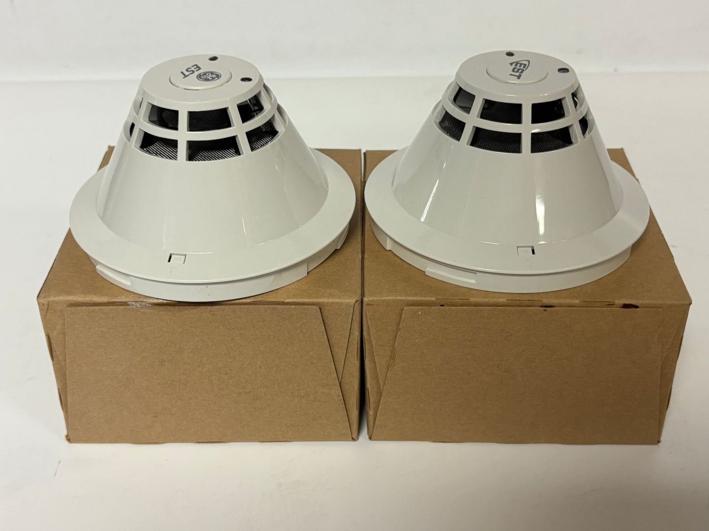 2 PK New Edwards EST SIGA-PS Intelligent Detector - Photo Smoke Detector