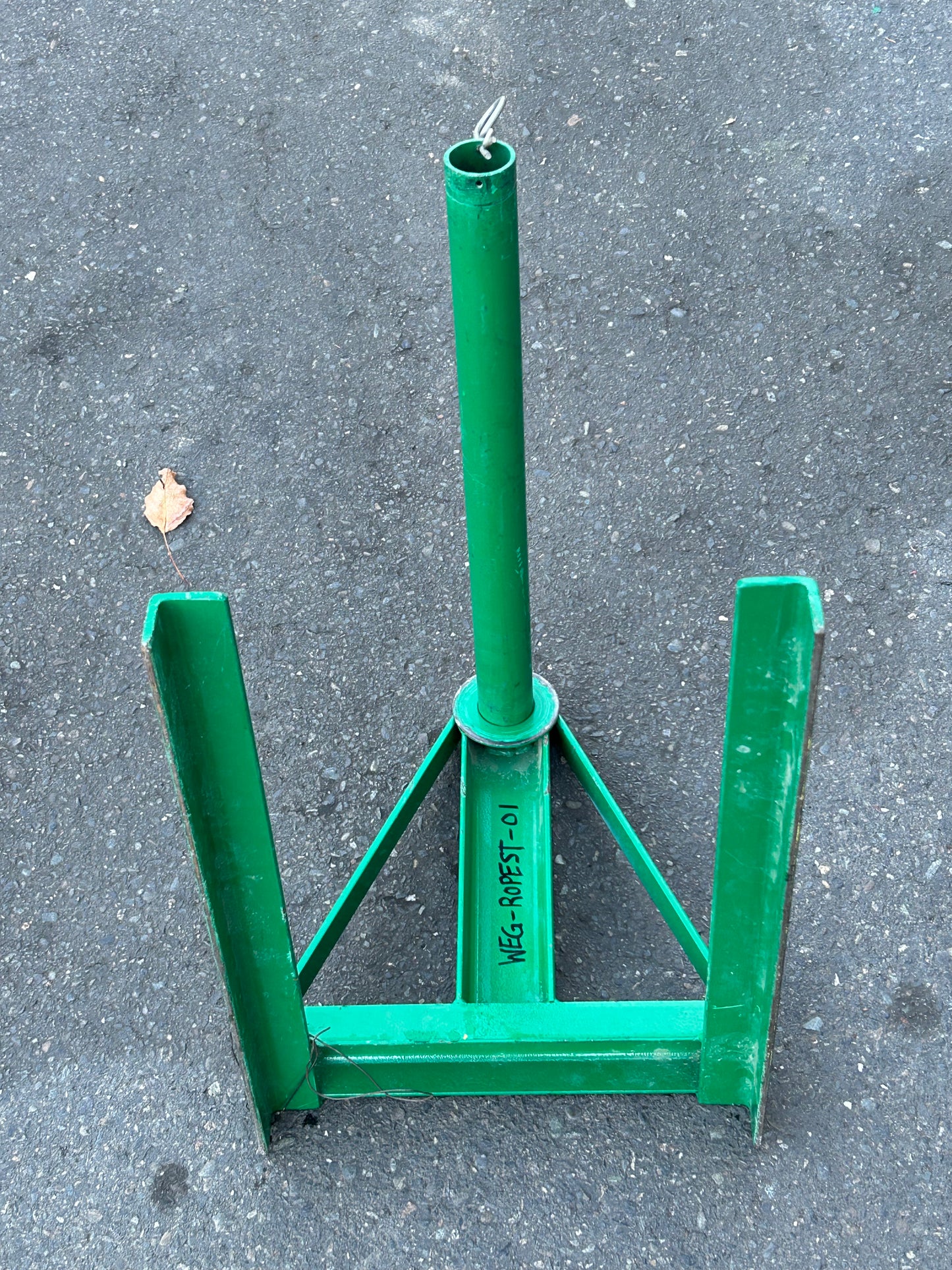 Greenlee 654 Rope Reel Stand