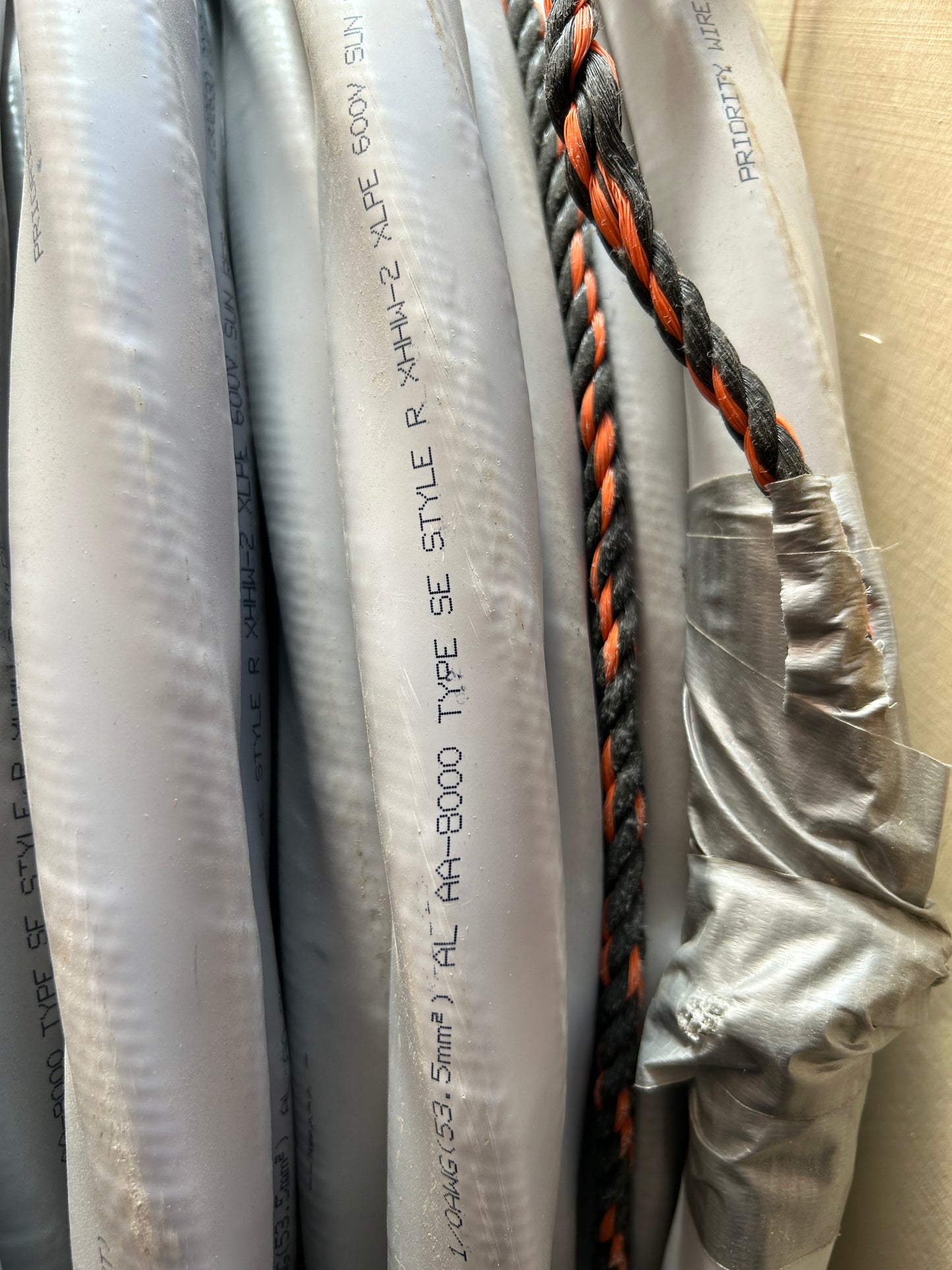 Priority Wire SER Cable, 3/0 X3, 1/0 ground 600V, Aluminum Con PVC Jacket 920 FT