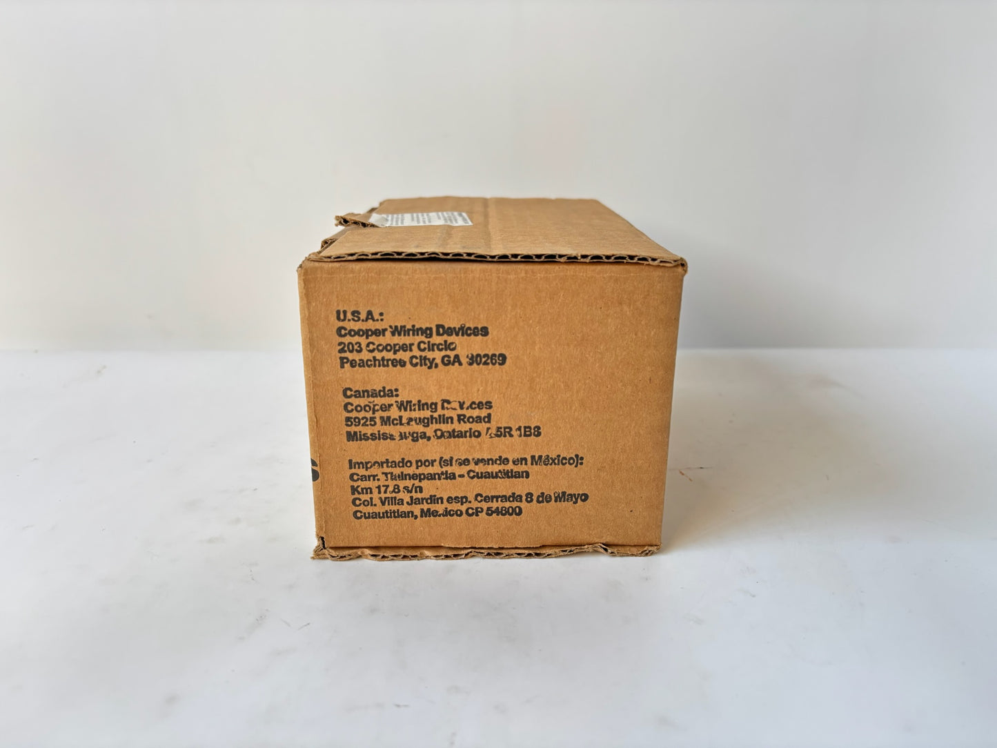 Eaton 60W33DPLX Arrow Hart 20A 125V Watertight Duplex Receptacle, Yellow