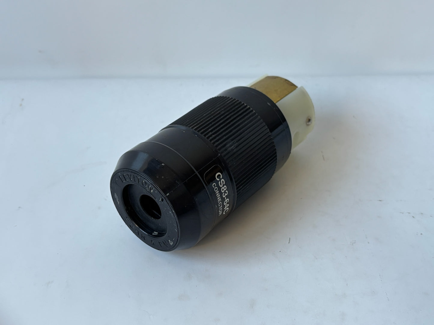 Leviton CS8364C 50A 250V 3-Phase Locking Connector, 3P4W, IP20