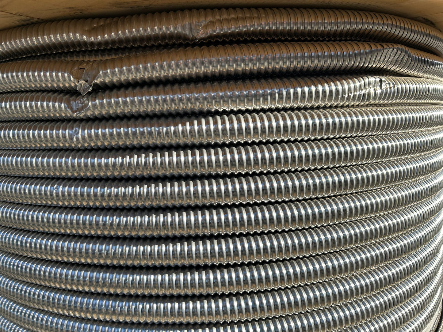 PRIORITY WIRE Type MC Insulated Conductor 3/0 x3, #4 Ground 600V XHHW-2 1000 FT