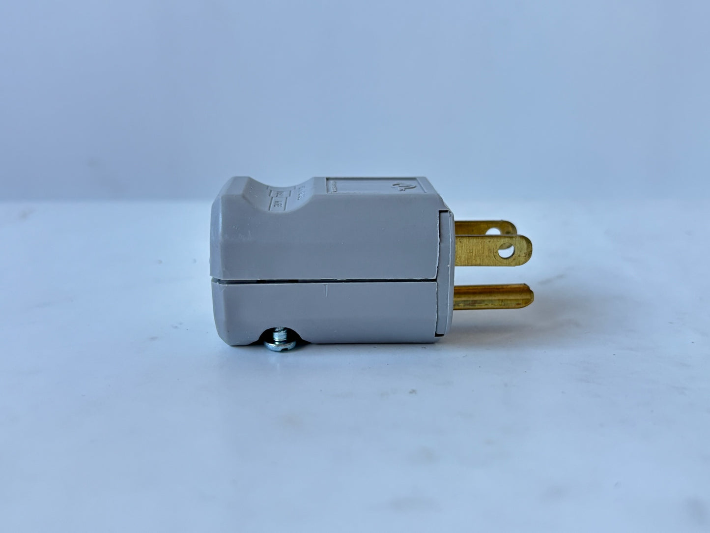 10 PK Legrand PS5965-GRY MaxGrip M3 Plug 15A 125V 2P3W Straight Blade, Gray