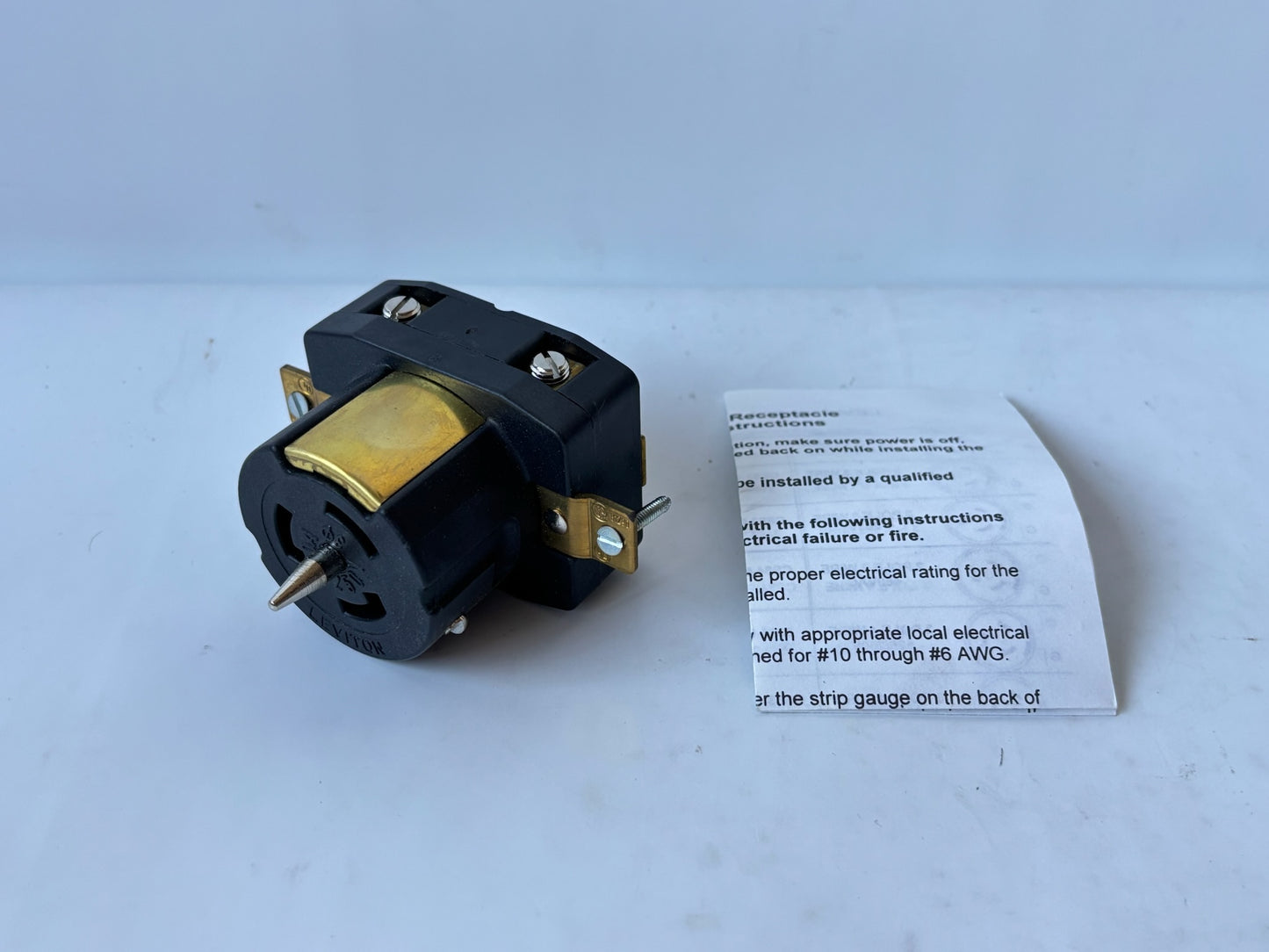 Leviton CS8369 50A 250V 3‑Phase Locking Receptacle (Flush‑Mount)
