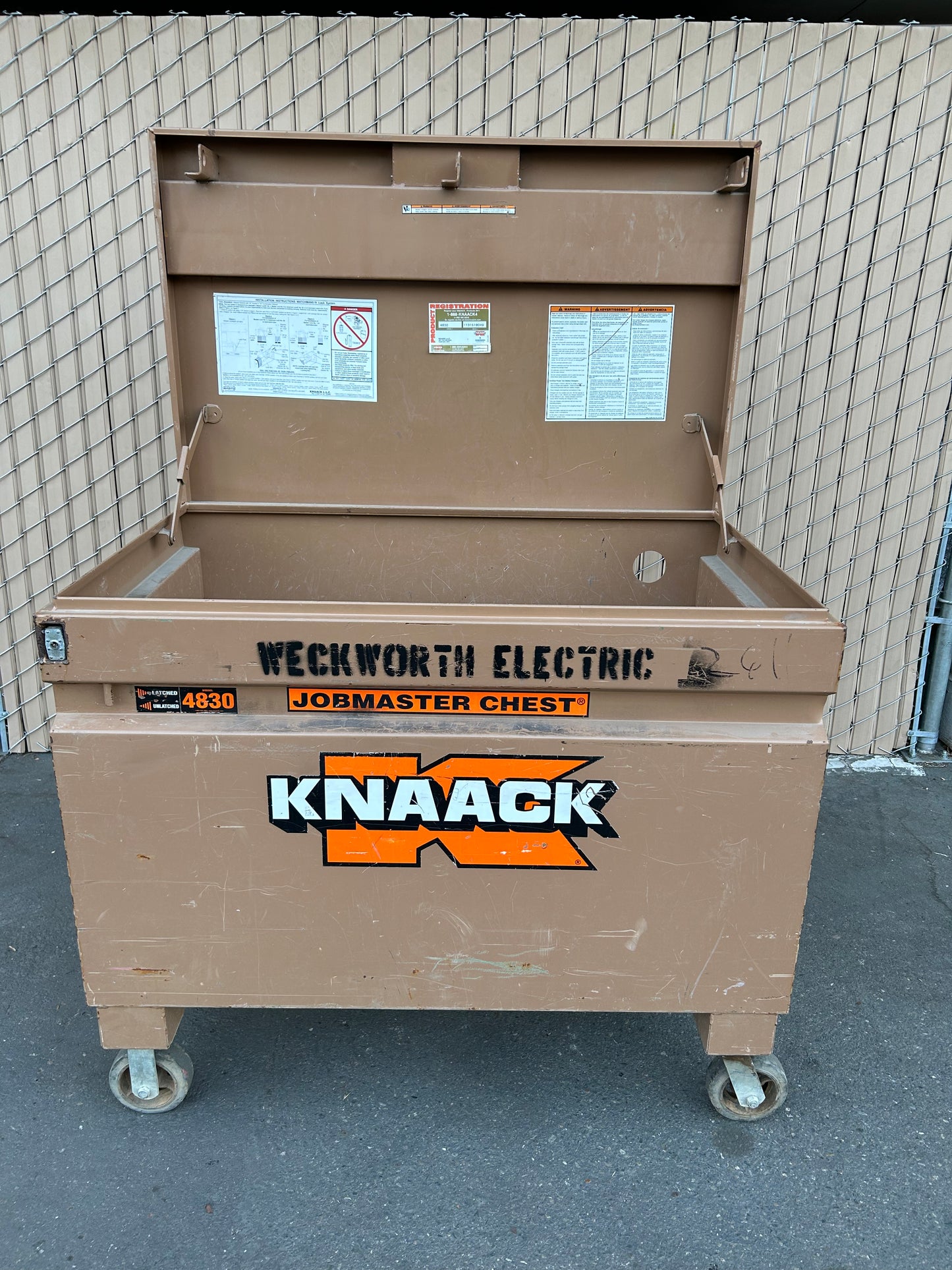 KNAACK Jobmaster Jobsite Steel Chest (4830) Tan Corrosion Resistant Heavy-Duty