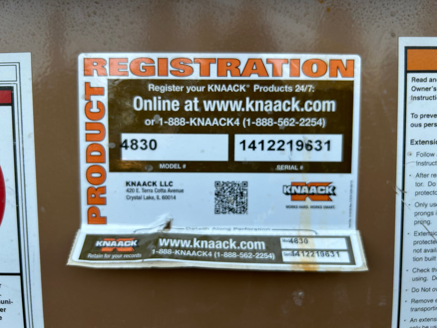 KNAACK Jobmaster Heavy-Duty Jobsite Steel Chest (4830) Tan Corrosion Resistant