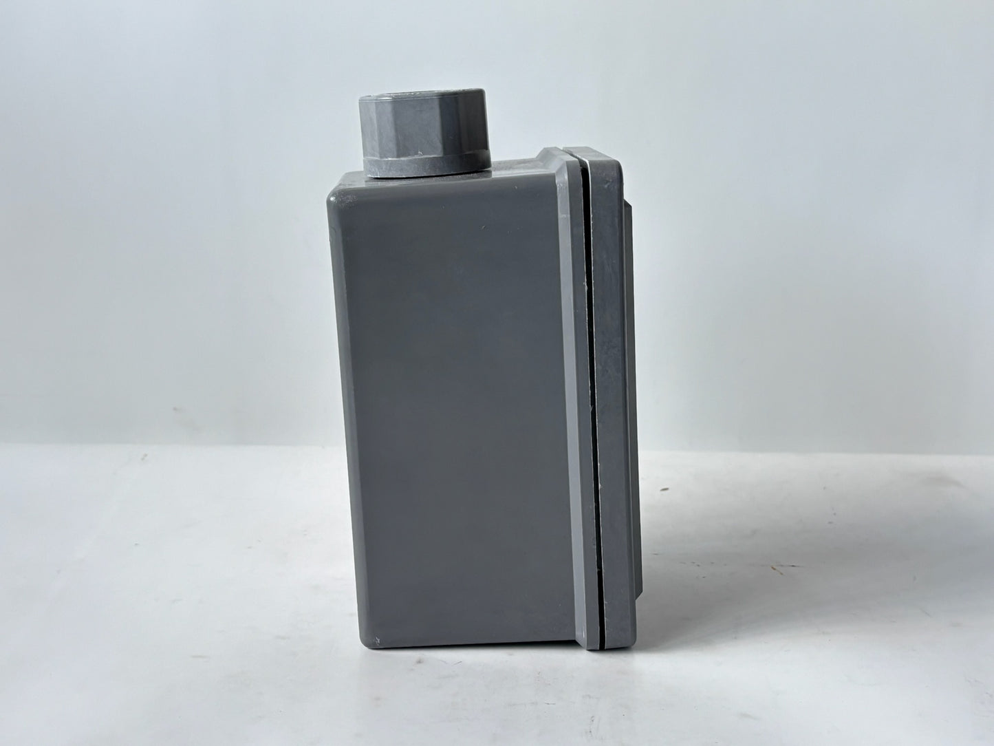 Square D 9001SKY2 2-Hole Control Station Enclosure, 30mm, NEMA Rated