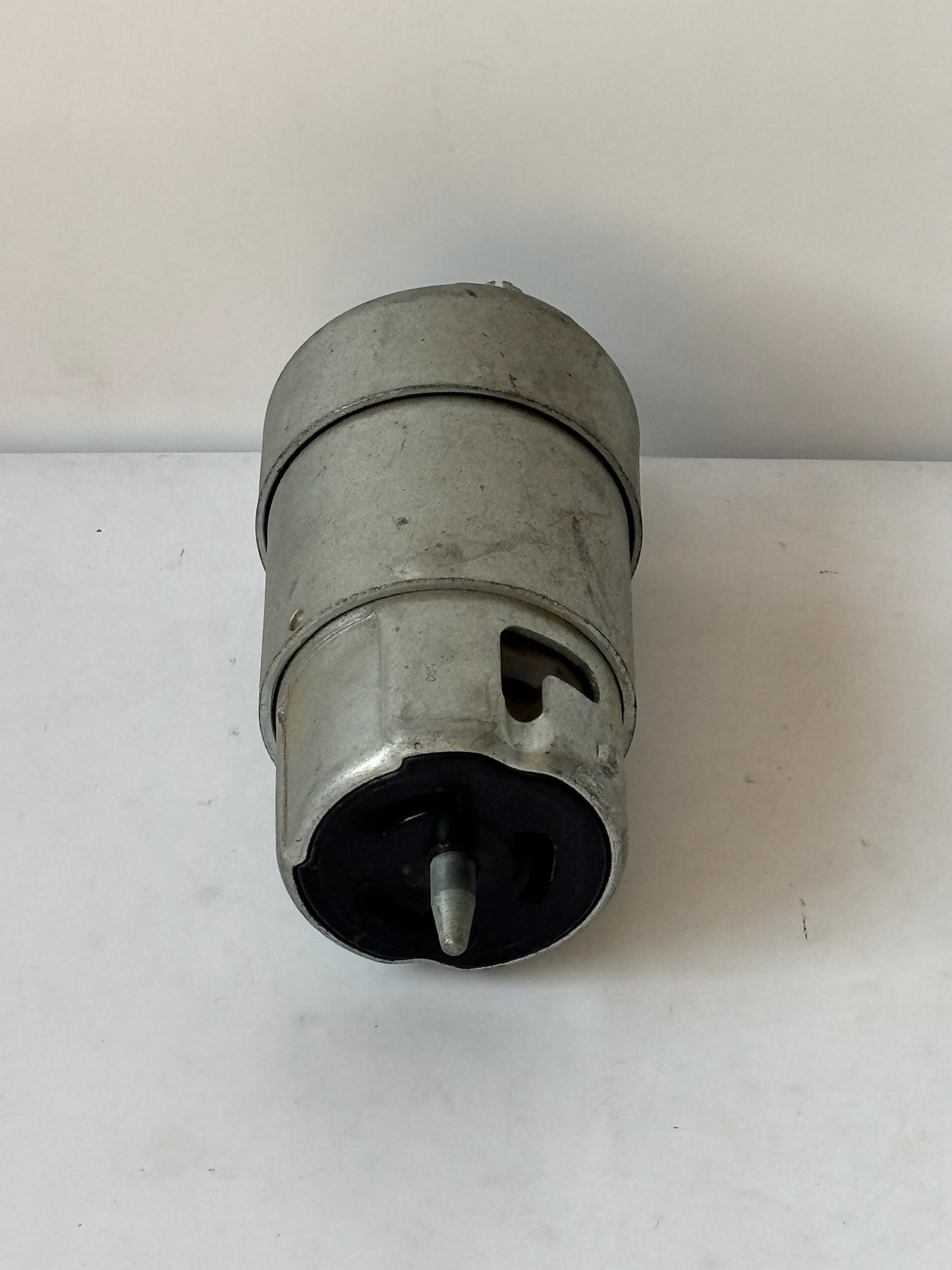 Hubbell 7764 Twist-Lock 50A 250V 30 Locking Connector Turn and Pull