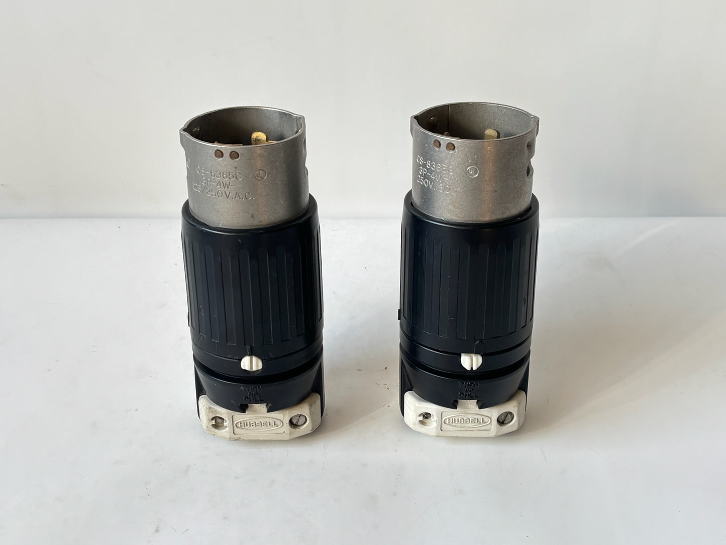 2 PK Hubbell CS6365C 50A 125/250V 3-Pole 4-Wire Twist-Lock Male Plug