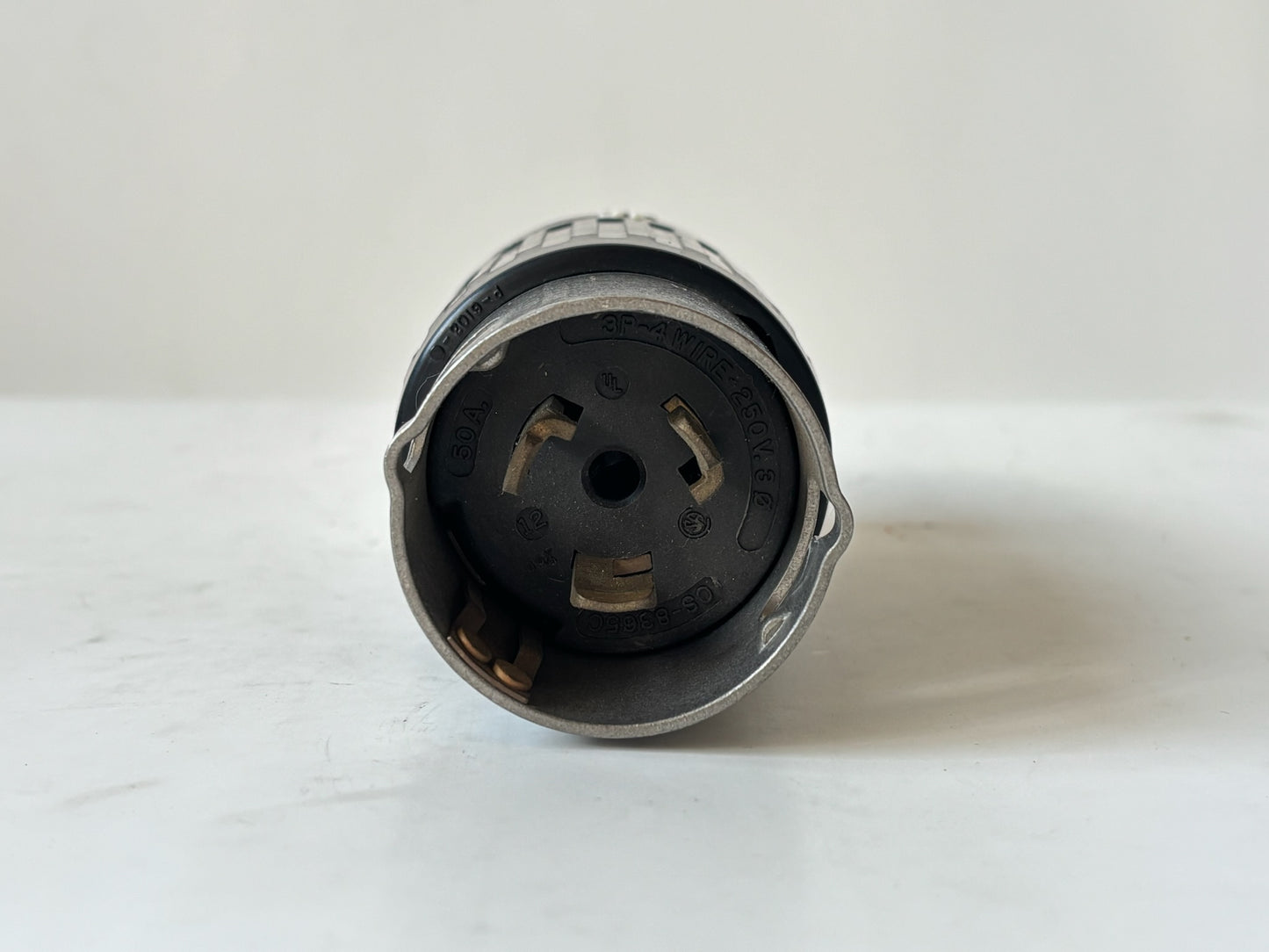 2 PK Hubbell CS6365C 50A 125/250V 3-Pole 4-Wire Twist-Lock Male Plug