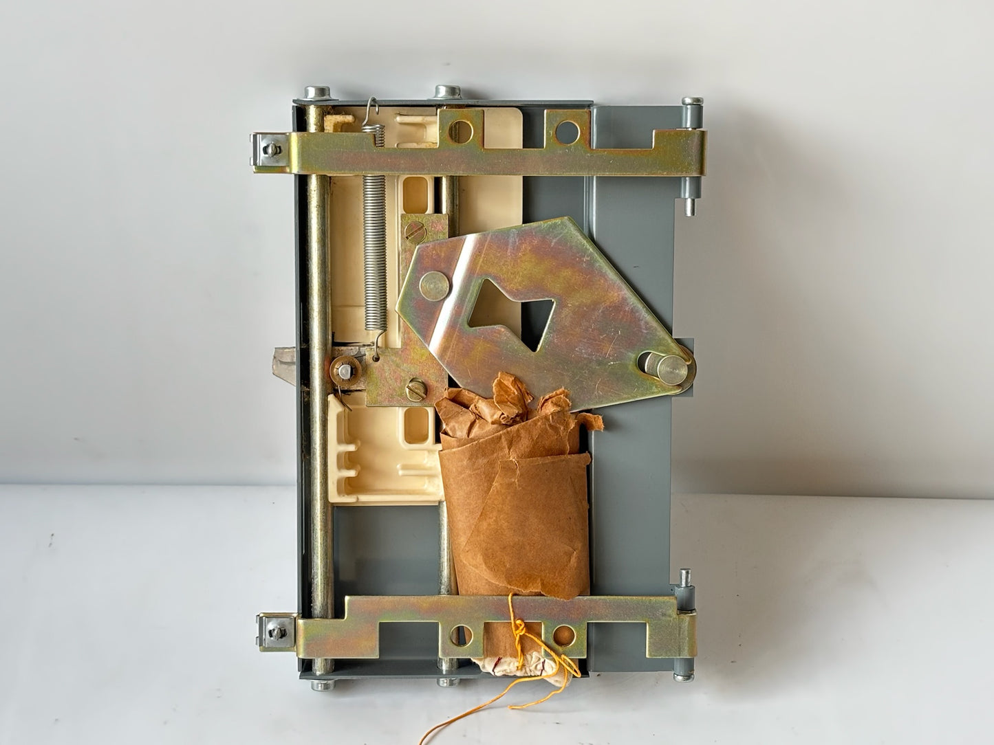 Westinghouse 766A941G08 Circuit Breaker Handle Assembly