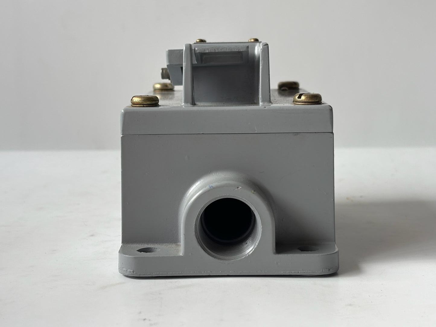 Allen-Bradley 800H-1HA7 Type 7/9 Hazardous-Location Push Button Station