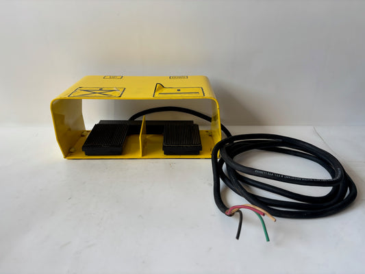 Conntrol 982-2350-01 Foot Switch 13 AMP(A),1/2HP(CV), 124-250 VAC