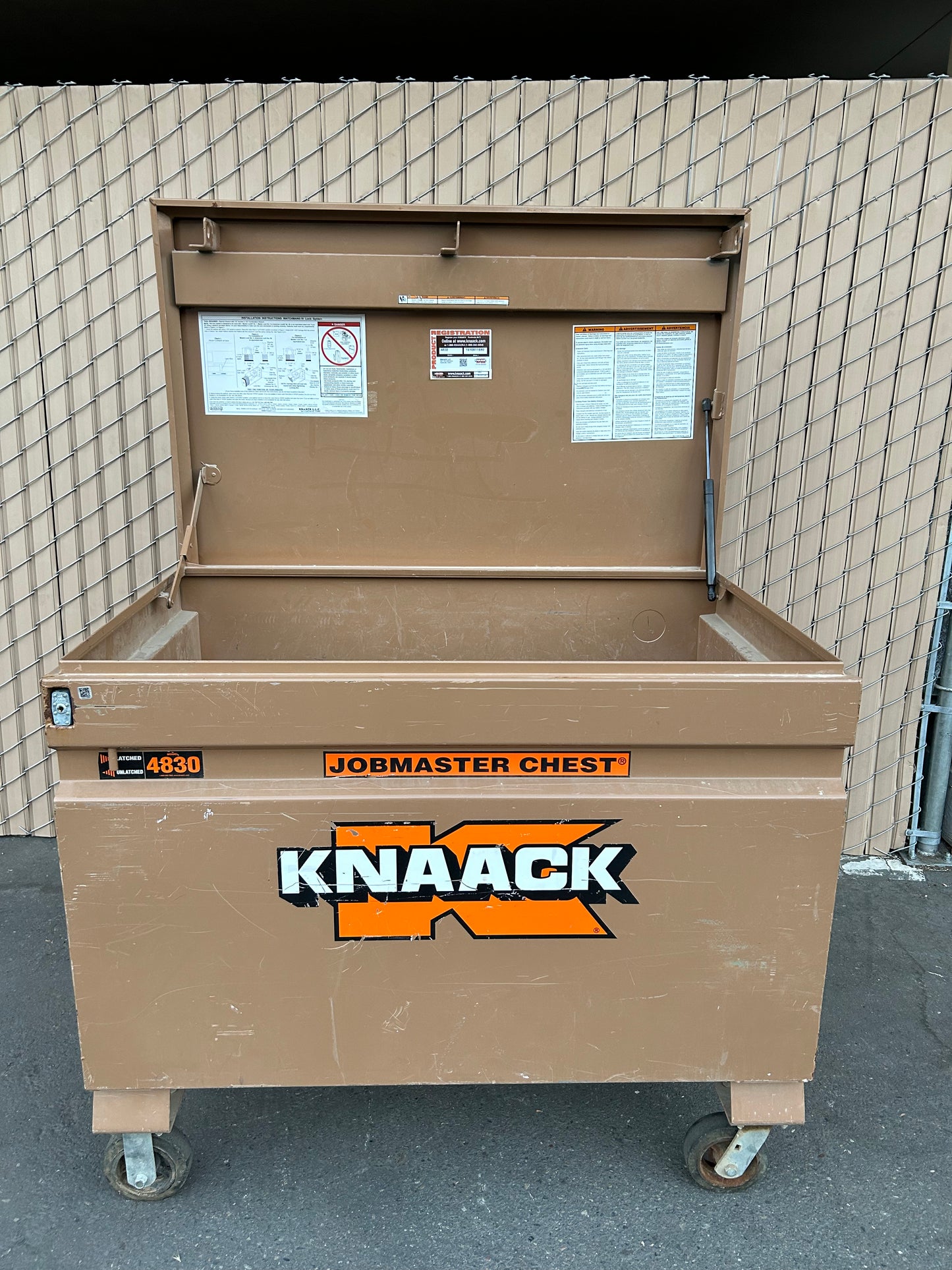 KNAACK Jobmaster Heavy-Duty Jobsite Steel Chest (4830) Corrosion Resistant Tan