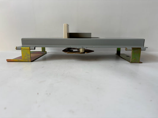 Eaton Cutler Hammer 766A91G12 Breaker Accessory Handle Mechanism