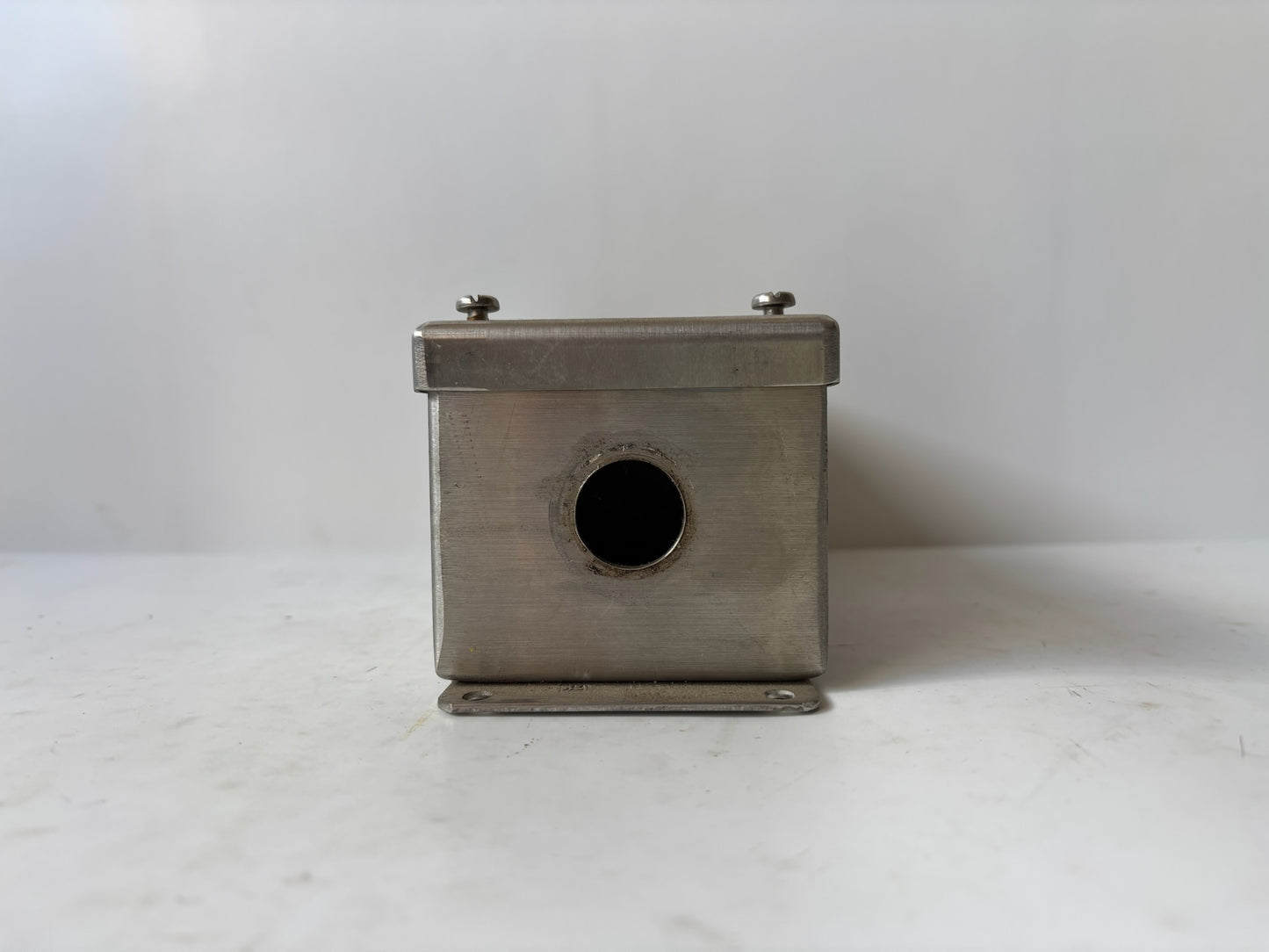 Hoffman E3PBSS Stainless Steel Pushbutton Enclosure Screw On Cover