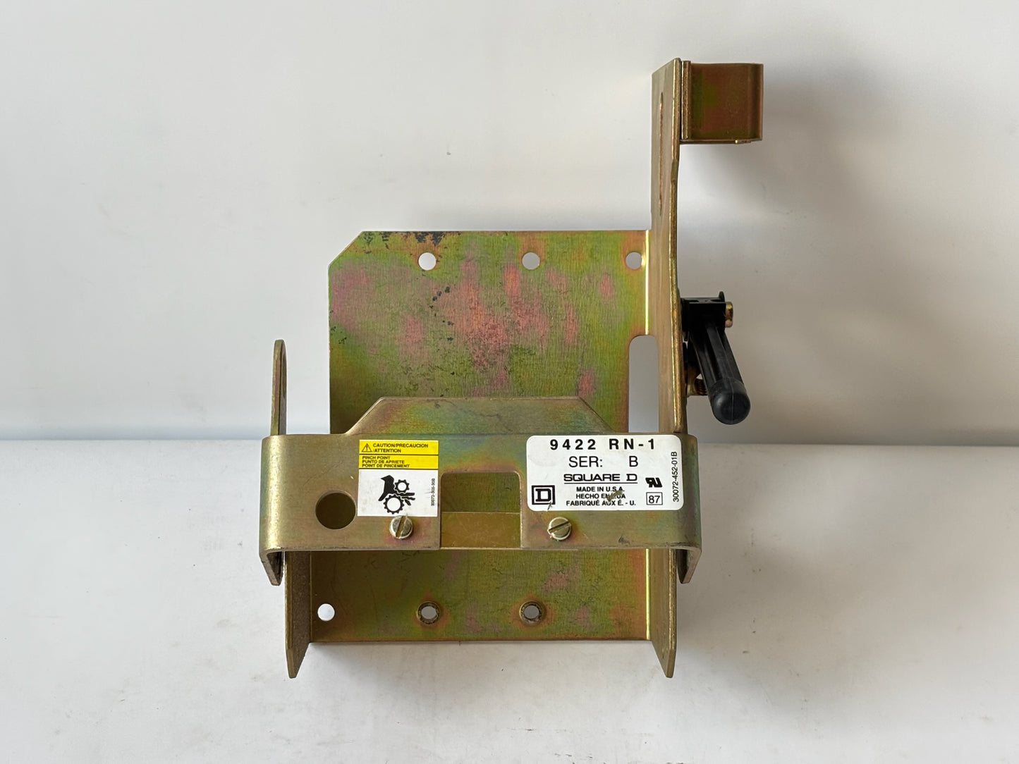 Square D 9422 ARN-21 100A Disconnect Mechanism for FAL/FCL/FHL Breakers