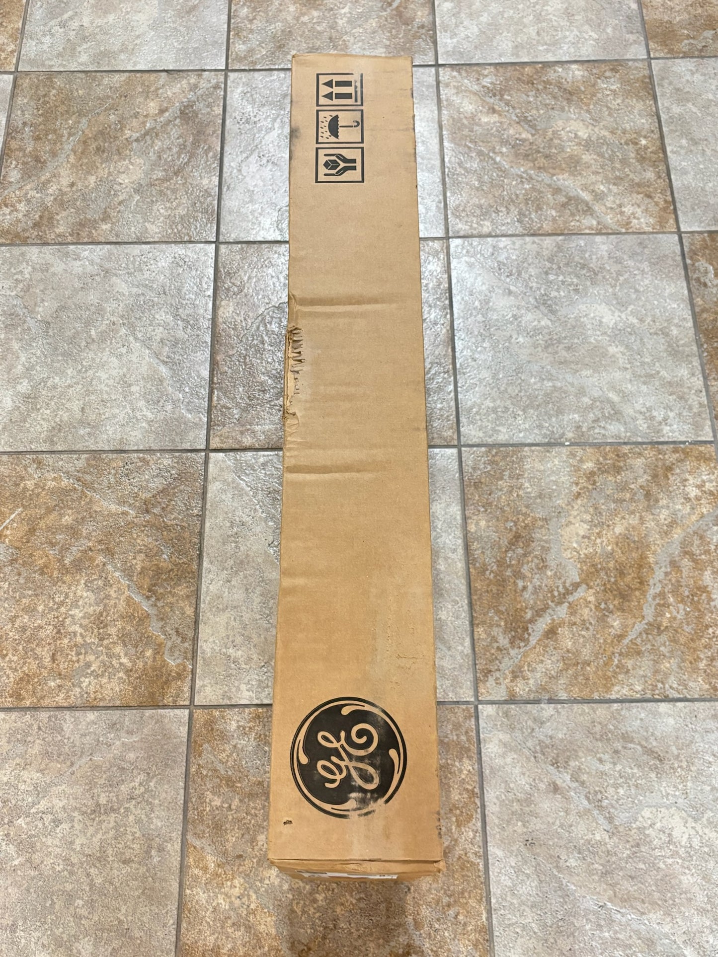 GE PowerMark Plus TLM2020RCU 200 A Main‑Lug Load Center, 20‑Space / 40‑Circuit
