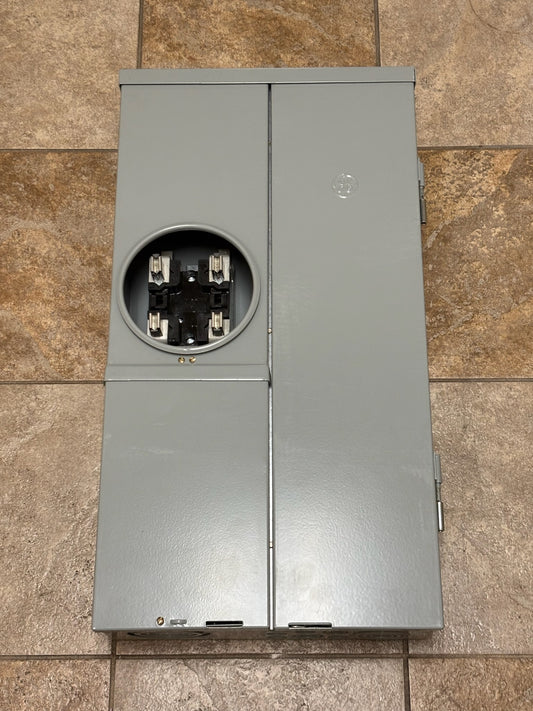 GE / ABB TSM1610CSCUP 100A 16-Space / 32-Circuit Meter/Main Load Center