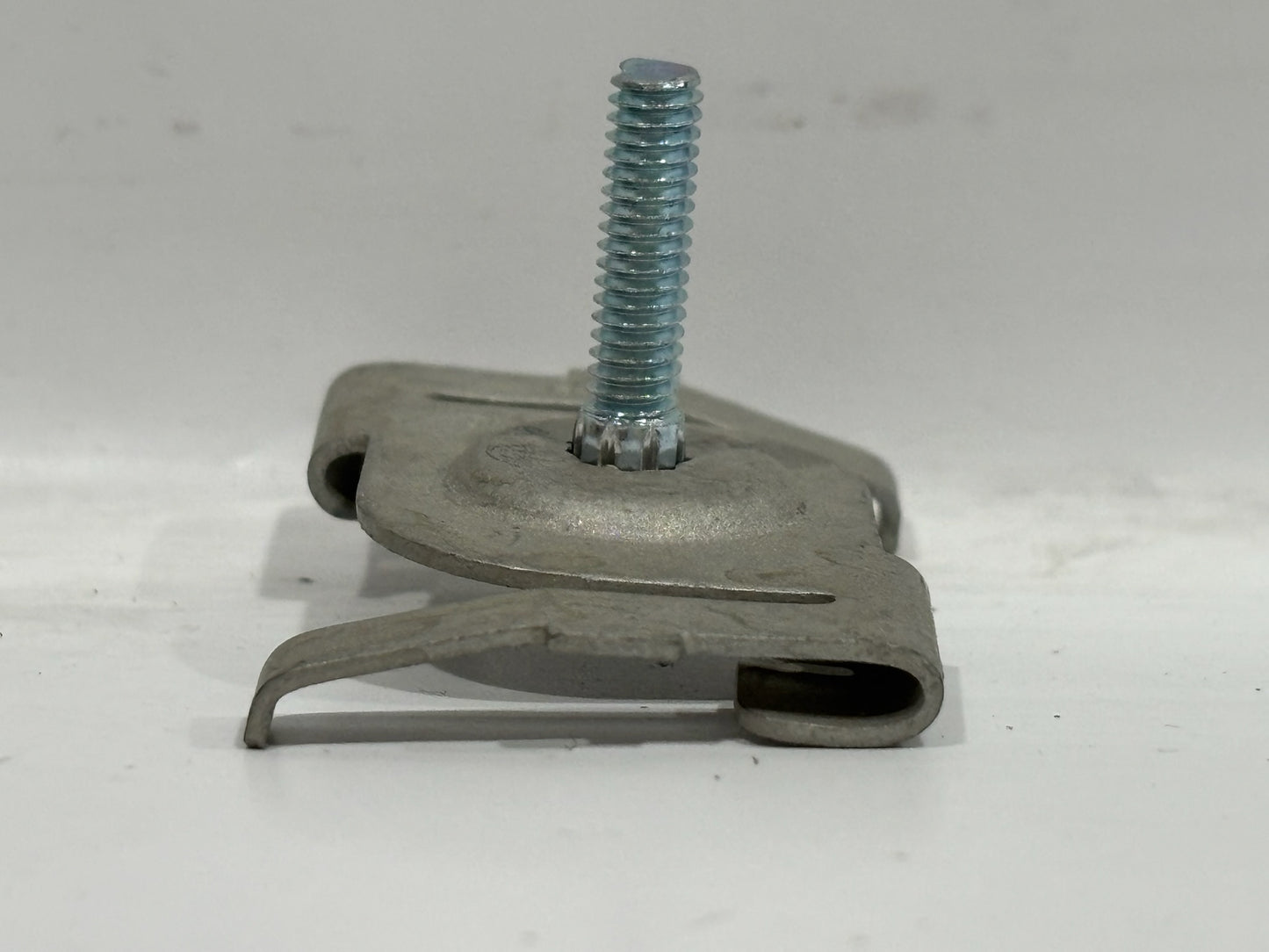 194 PC Caddy 4G8 Track Lighting Clip With Stud and Palnut