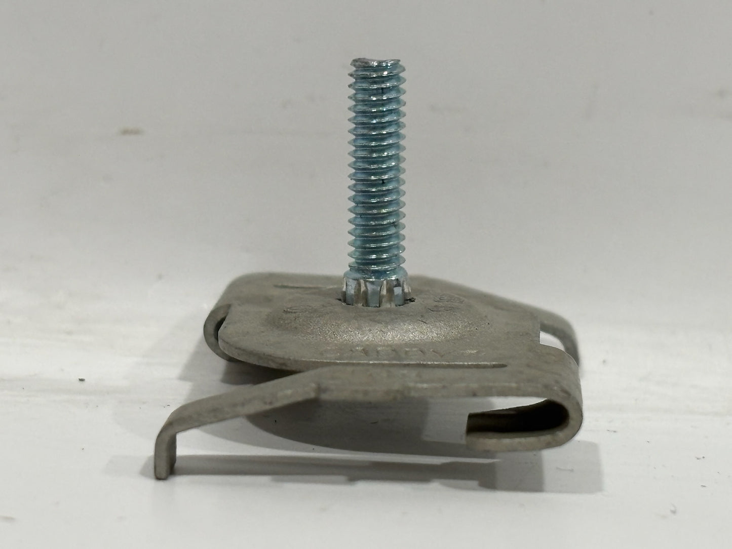 194 PC Caddy 4G8 Track Lighting Clip With Stud and Palnut