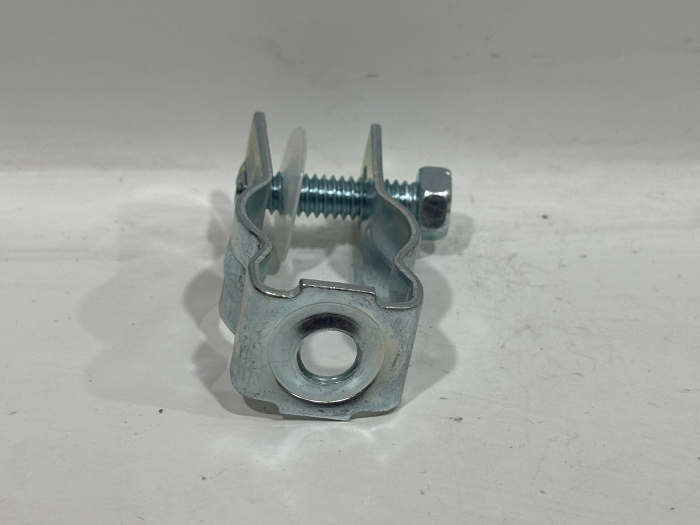 87 PK nVent Caddy CD0B Conduit Hanger (With Bolt Attached)