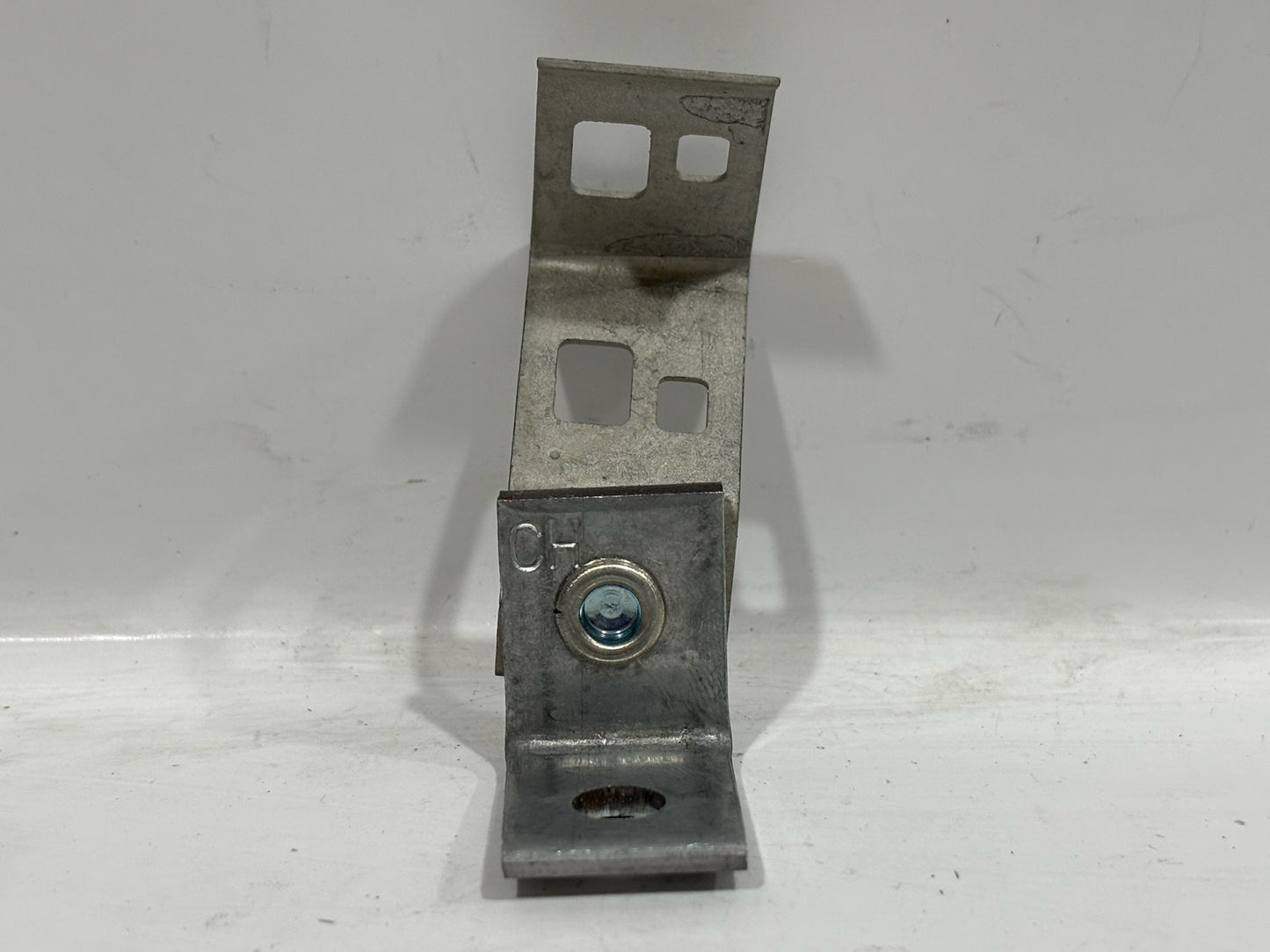 160 PC Caddy Erico 708AB Angled Bracket Support For #8 Wire .162" Dia. Rod