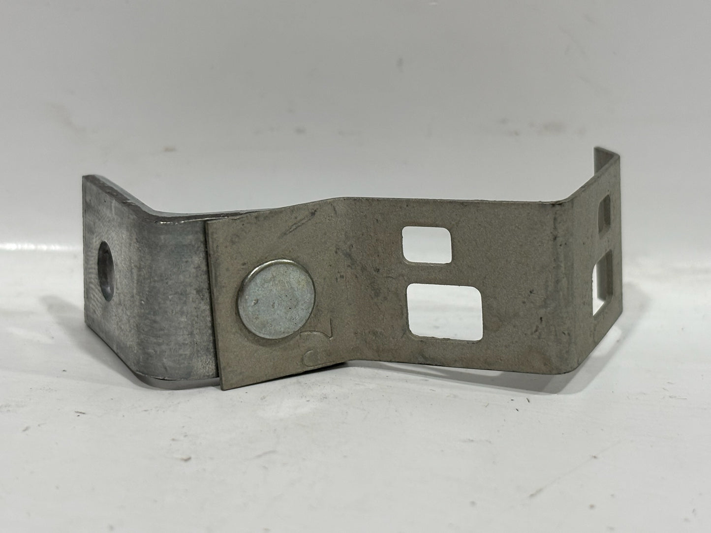160 PC Caddy Erico 708AB Angled Bracket Support For #8 Wire .162" Dia. Rod