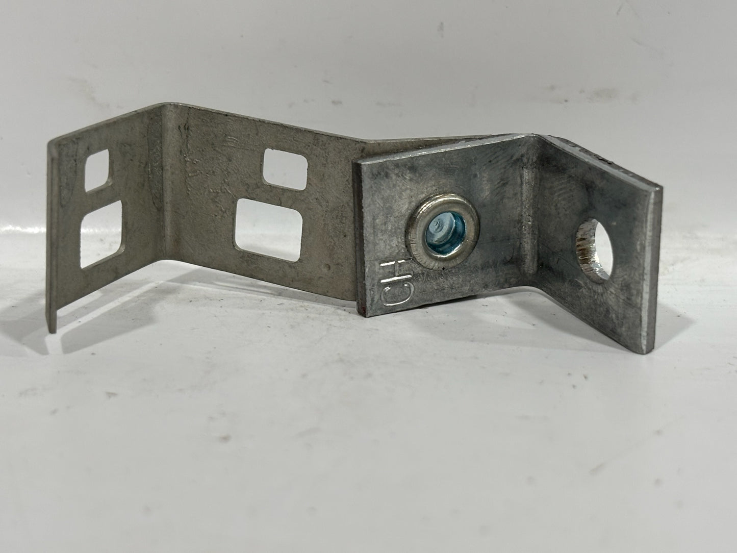 160 PC Caddy Erico 708AB Angled Bracket Support For #8 Wire .162" Dia. Rod